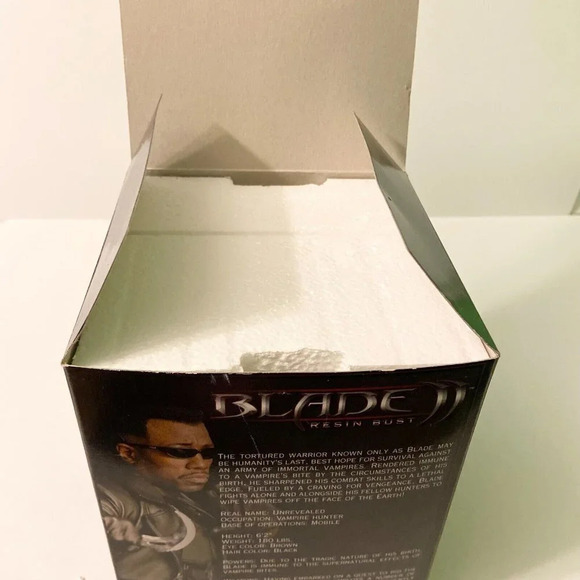 2002 Blade 2 Wesley Snipes Resin Bust Dynamic Forces Limited Edition 0543/1998 - Picture 7 of 16